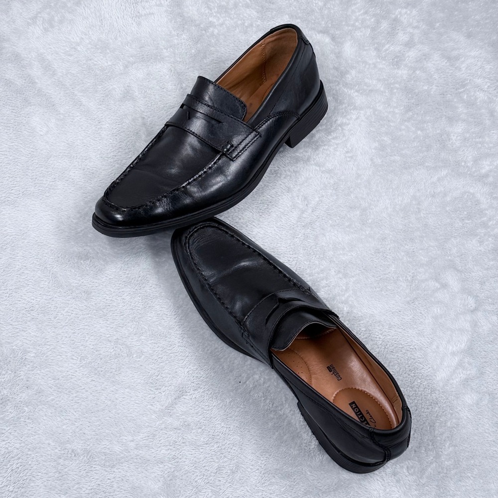 Clarks Men's Black Leather Penny Loafers